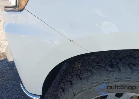 2020 Chevrolet Silverado 1500 4Wd Short Bed Lt/4Wd Standard Bed Lt from USA, damaged, VIN 1GCUYDED4LZ185747